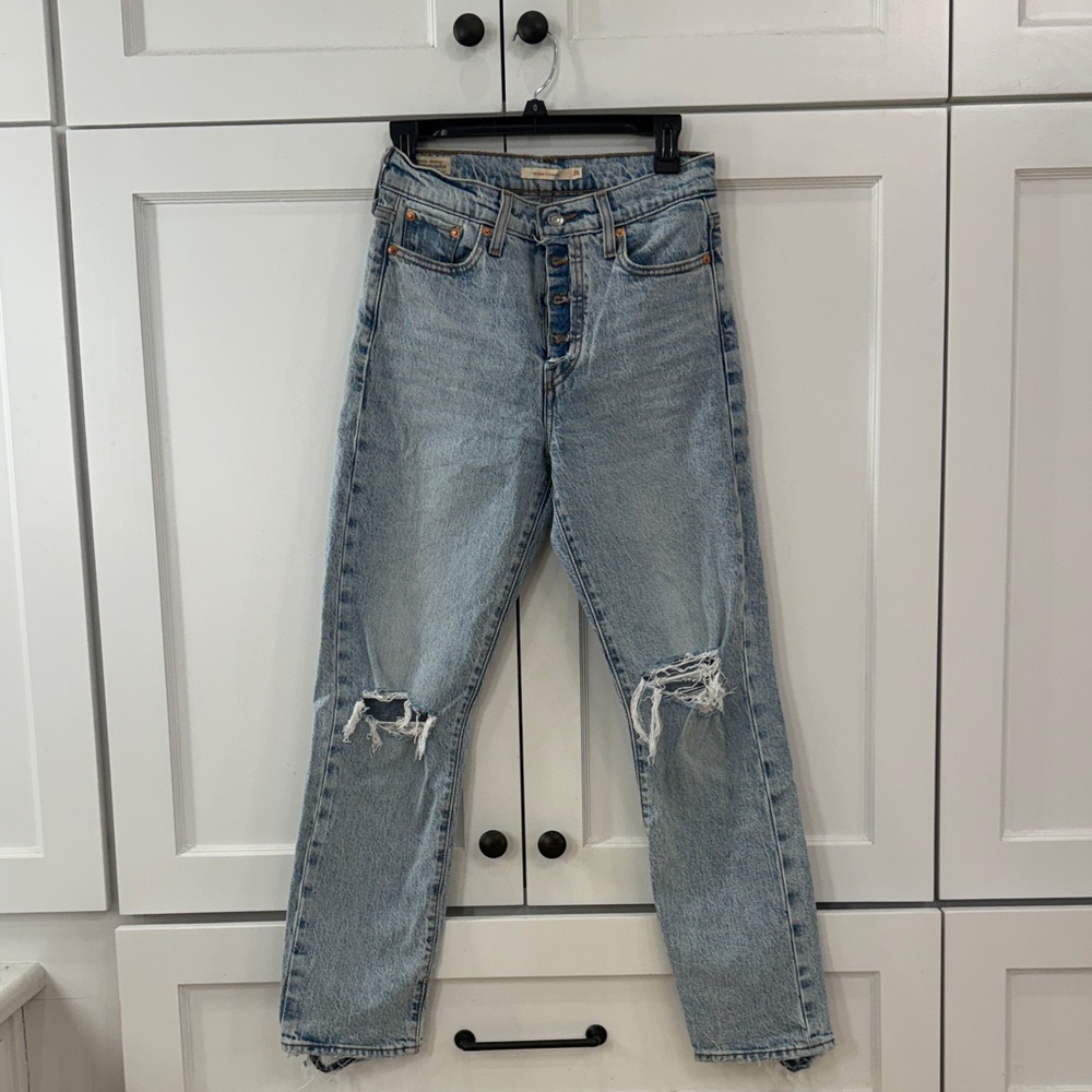 Levi's wedgie straight denim